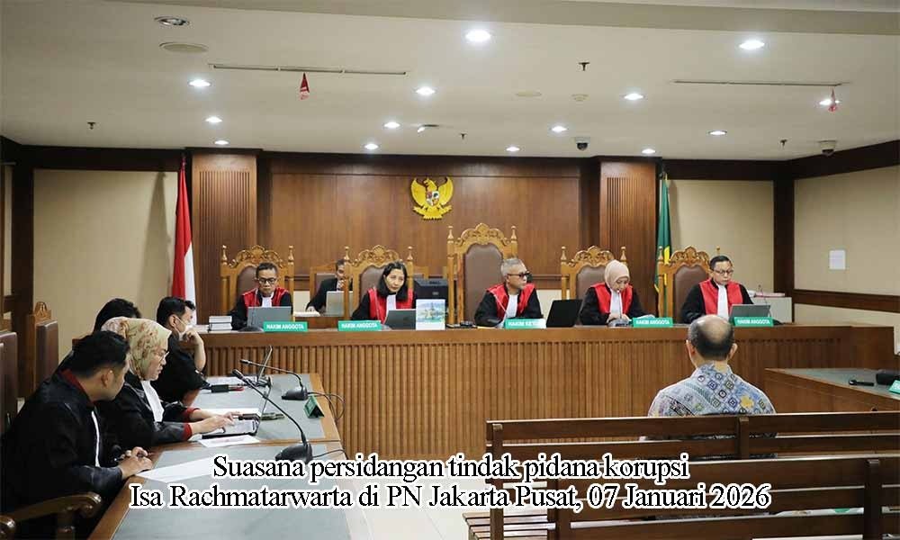 ⭐️Koruptor Jiwasraya Divonis 1,5 Tahun, Wilson Lalengke: Pengadilan Tipikor Hanya Dagelan