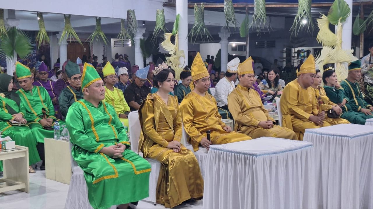 Posesi Posesi Upacara Adat Tulude HUT 601 Kabupaten Sangihe Berlangsung Khidmat