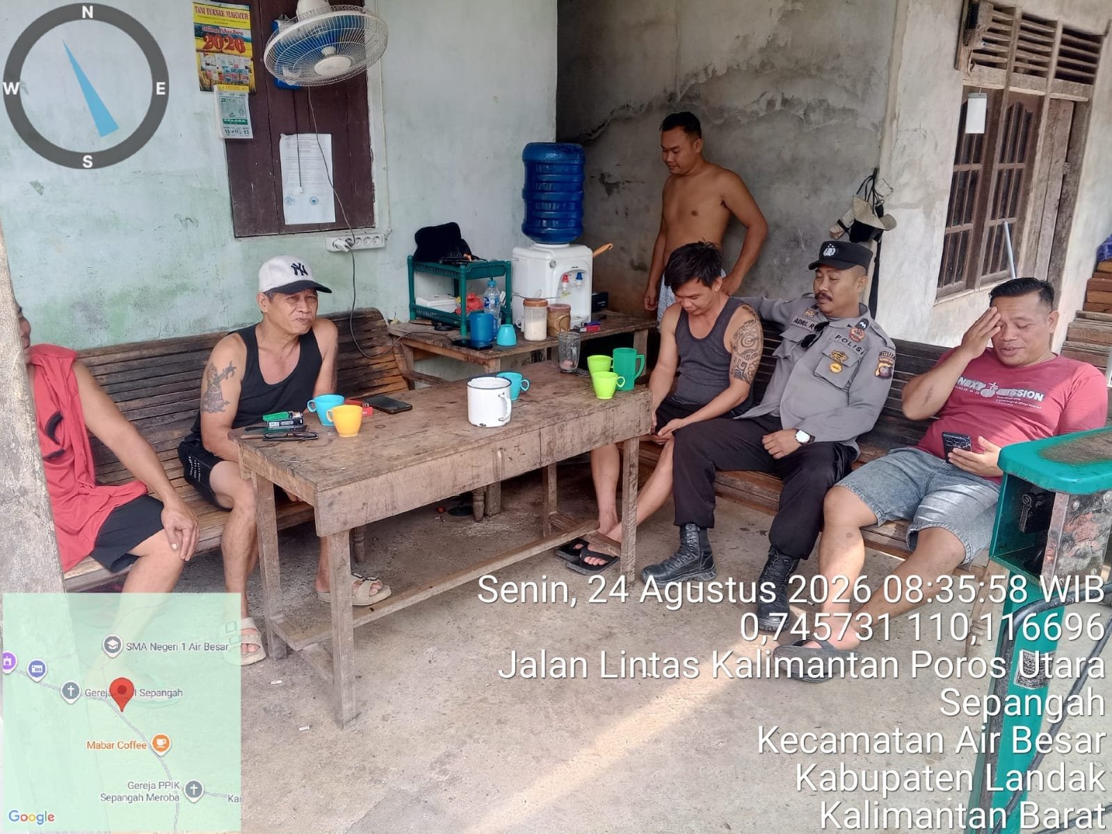 Wujudkan Polisi yang Dekat dengan Masyarakat, Polsek Air Besar Sampaikan Imbauan Kamtibmas.