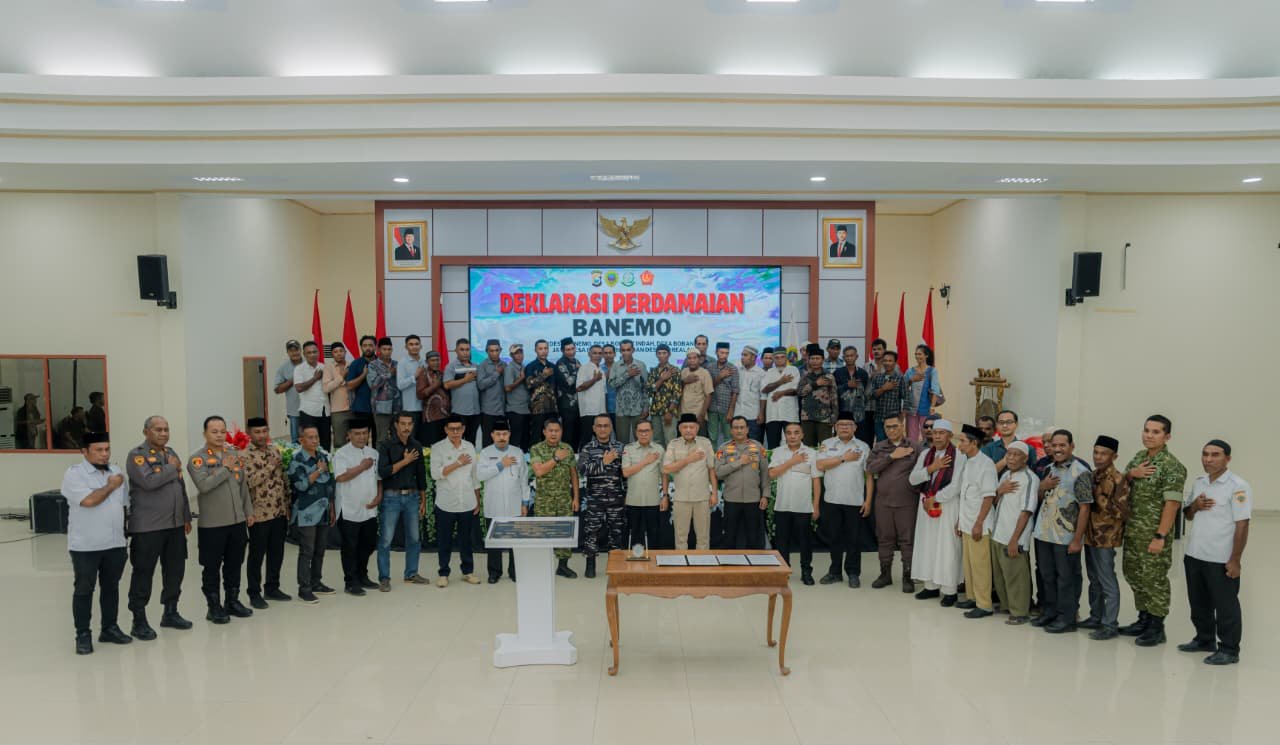 Polisi Bersama Pemda Fasilitasi Deklarasi Perdamaian Lima Desa dan Desa Sibenpopo.